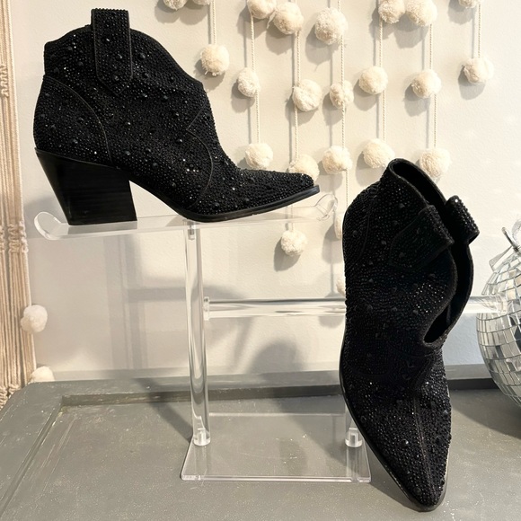 NWOB Jessica Simpson Rhinestone Booties - Picture 7 of 10